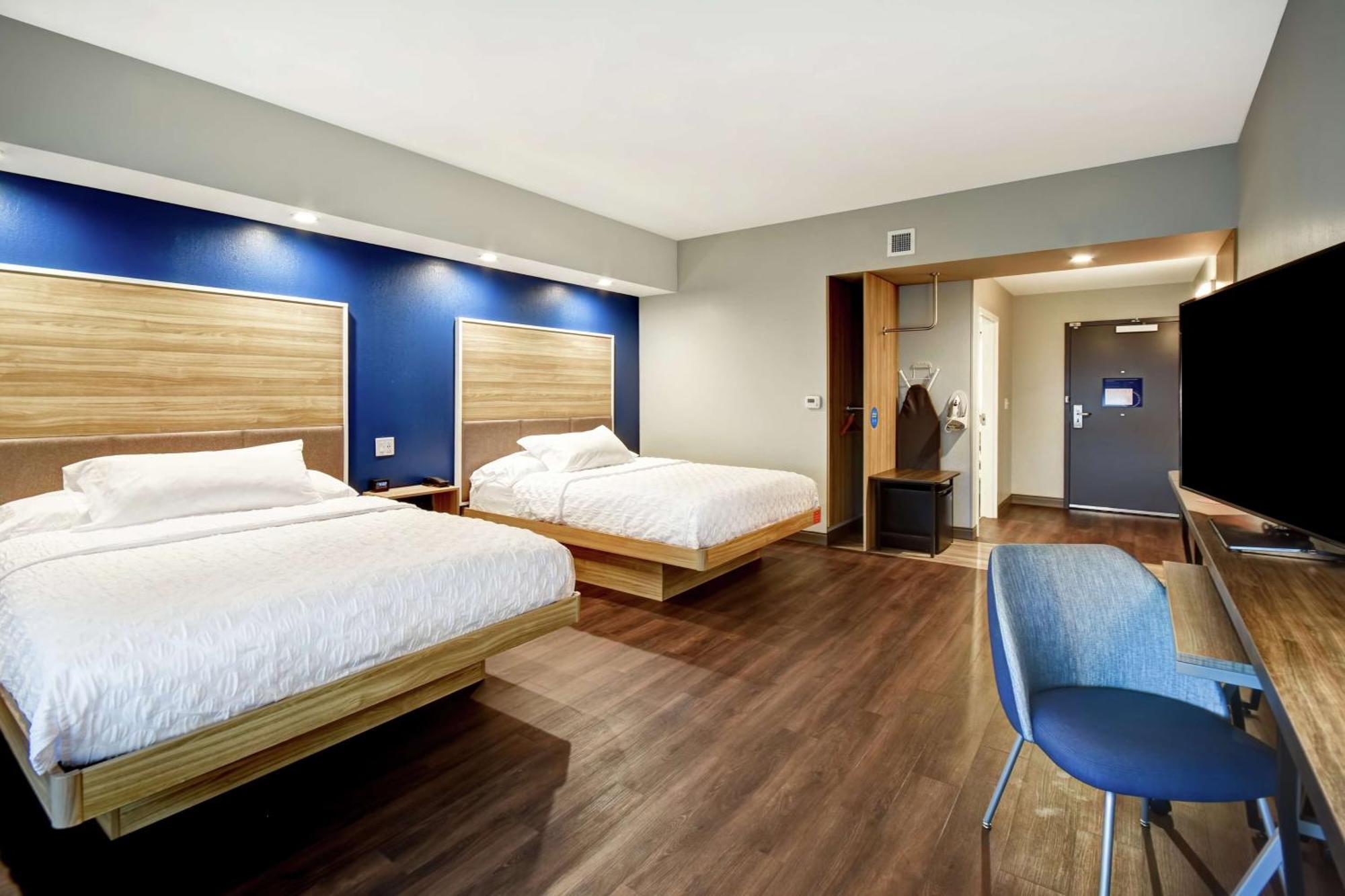 Tru By Hilton Syracuse-Camillus Hotel Exterior photo
