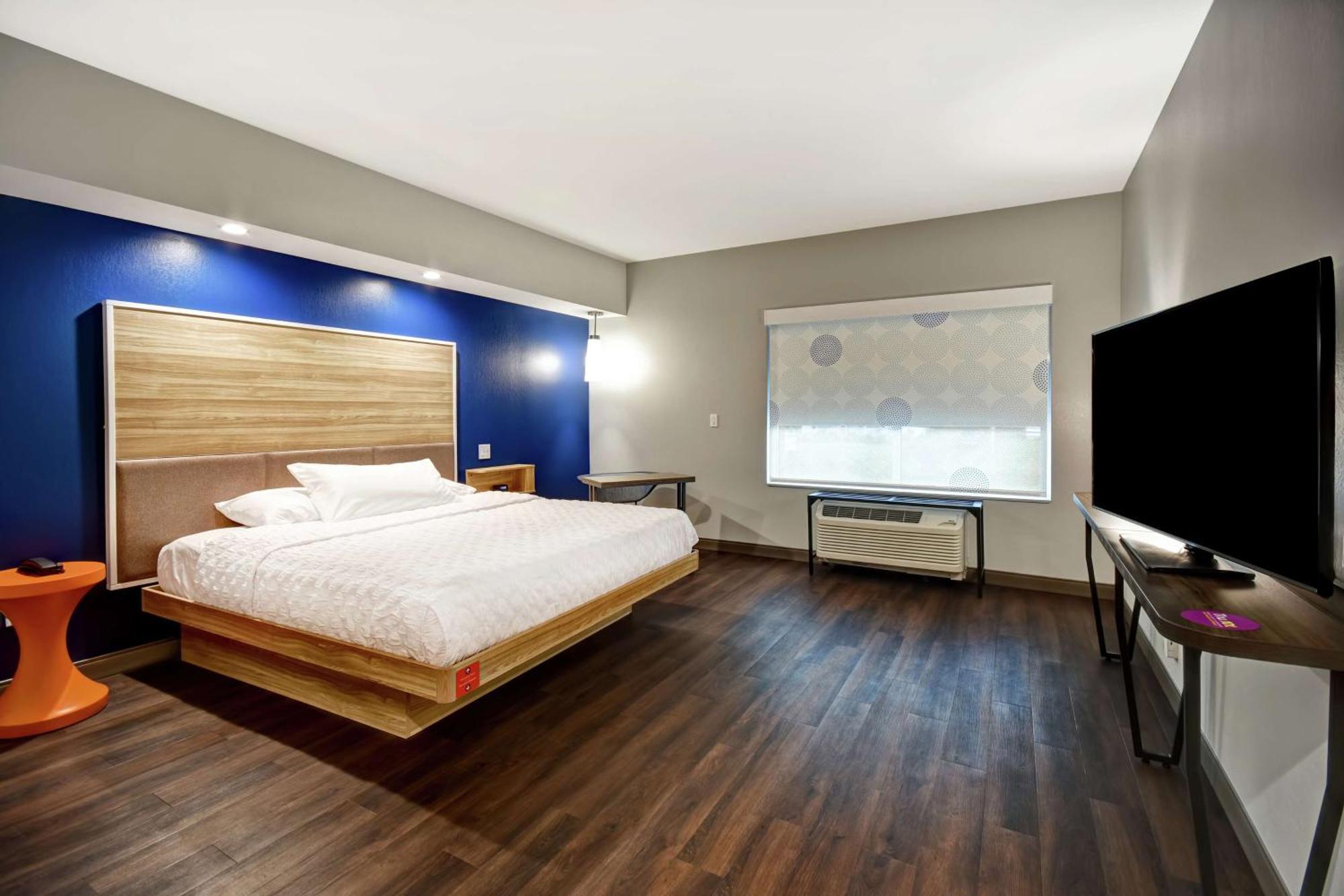 Tru By Hilton Syracuse-Camillus Hotel Exterior photo