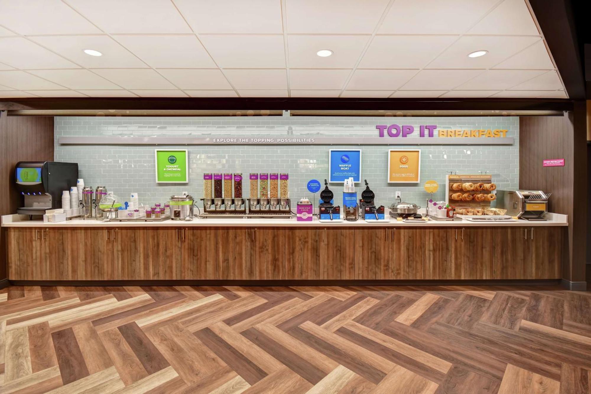 Tru By Hilton Syracuse-Camillus Hotel Exterior photo