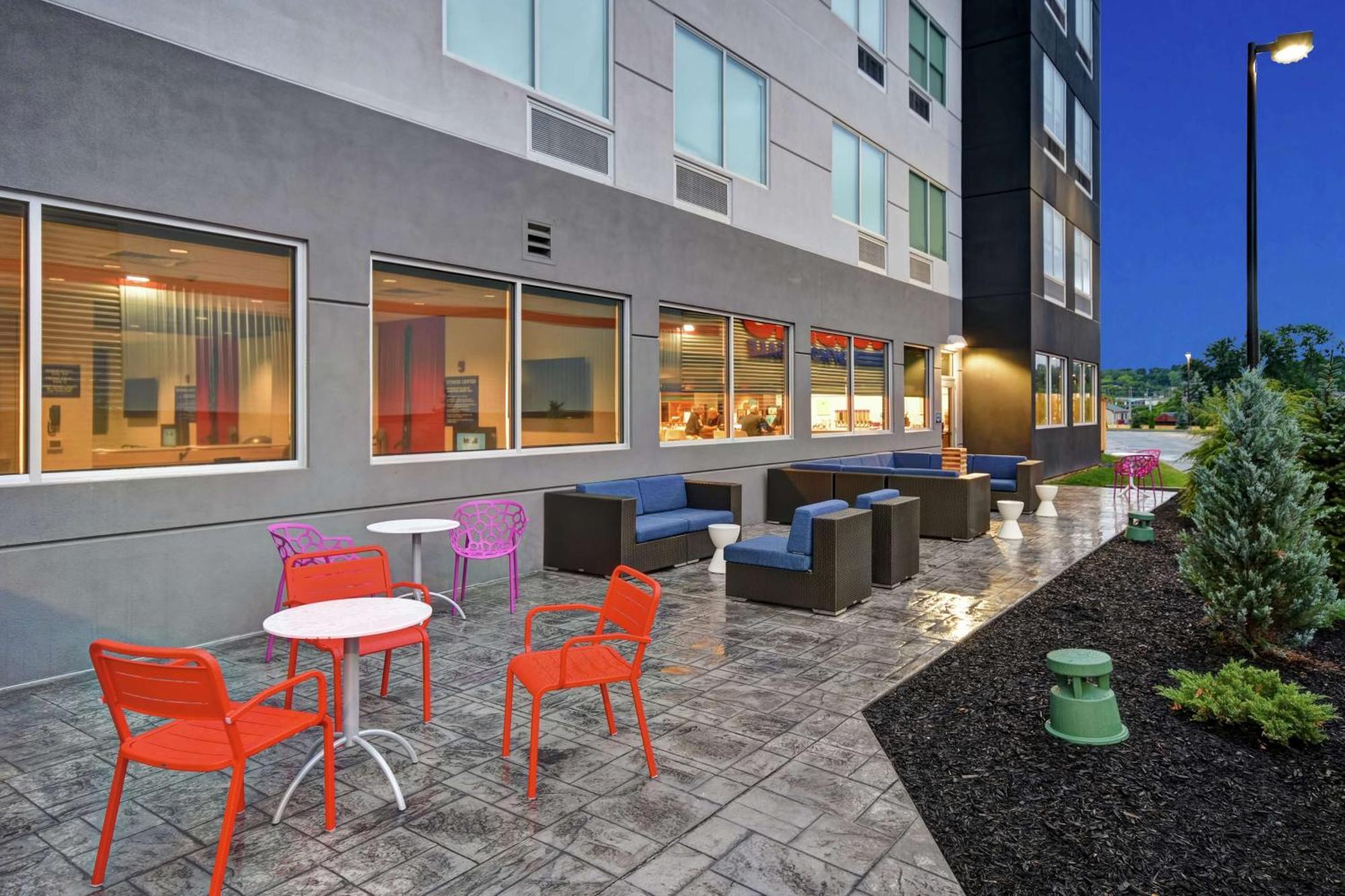 Tru By Hilton Syracuse-Camillus Hotel Exterior photo