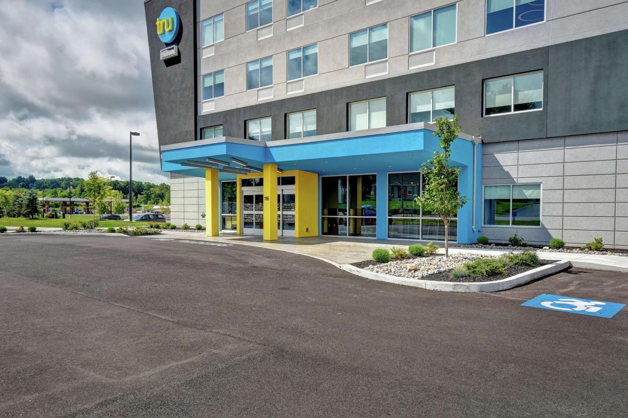 Tru By Hilton Syracuse-Camillus Hotel Exterior photo